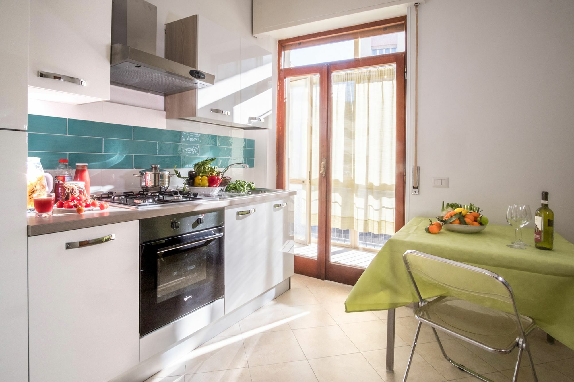Amore Rentals - Appartamento Erica Sorrento Luaran gambar